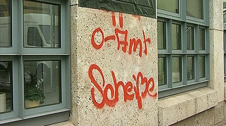 Graffiti an Stadtbibliothek Reutlingen (Quelle: BWeins)