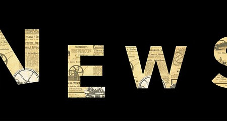 NEWS - Zeitungsbuchstaben auf schwarzem Grund (Quelle: Pixabay.com)
