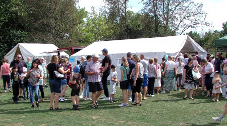 Stadtfest in Burzelbach (Quelle: BWeins)
