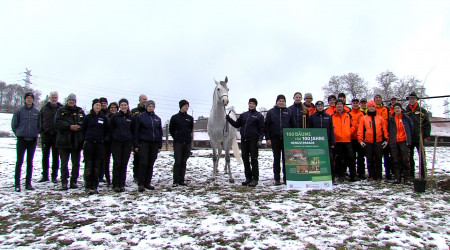 Azubis auf dem Haupt- und Landgest&uuml;t Marbach (Quelle: BWeins)