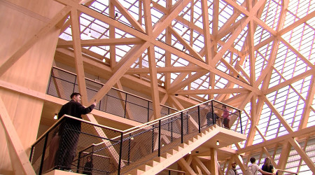 Gl&auml;serner Neubau Oberamteistra&szlig;e &ouml;ffnet f&uuml;r Besucher (Quelle: BWeins)