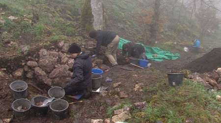 Ausgrabungen auf Burg Hohengenkingen (Quelle: BWeins)