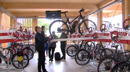 Fahrradparkhaus UKT (Quelle: BWeins)