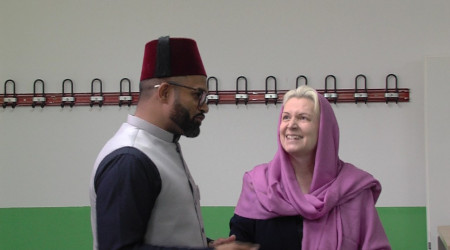 Silke Kurz besucht Ahmadiyya-Gemeinde (Quelle: BWeins)